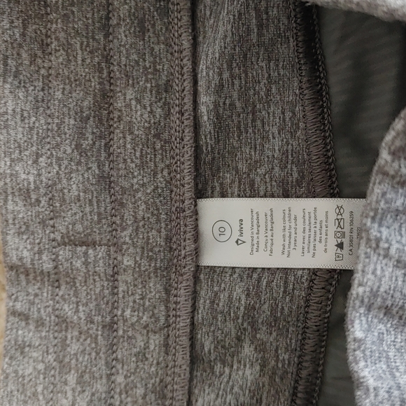 Ivivva Crops - Picture 2 of 2